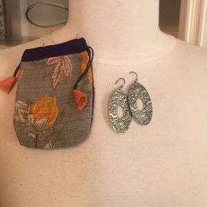 Silpada Stirling Silver earrings 🌸🥰